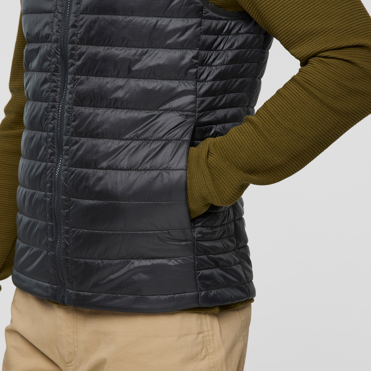 Capa Insulated Vest - Men's - Image 12